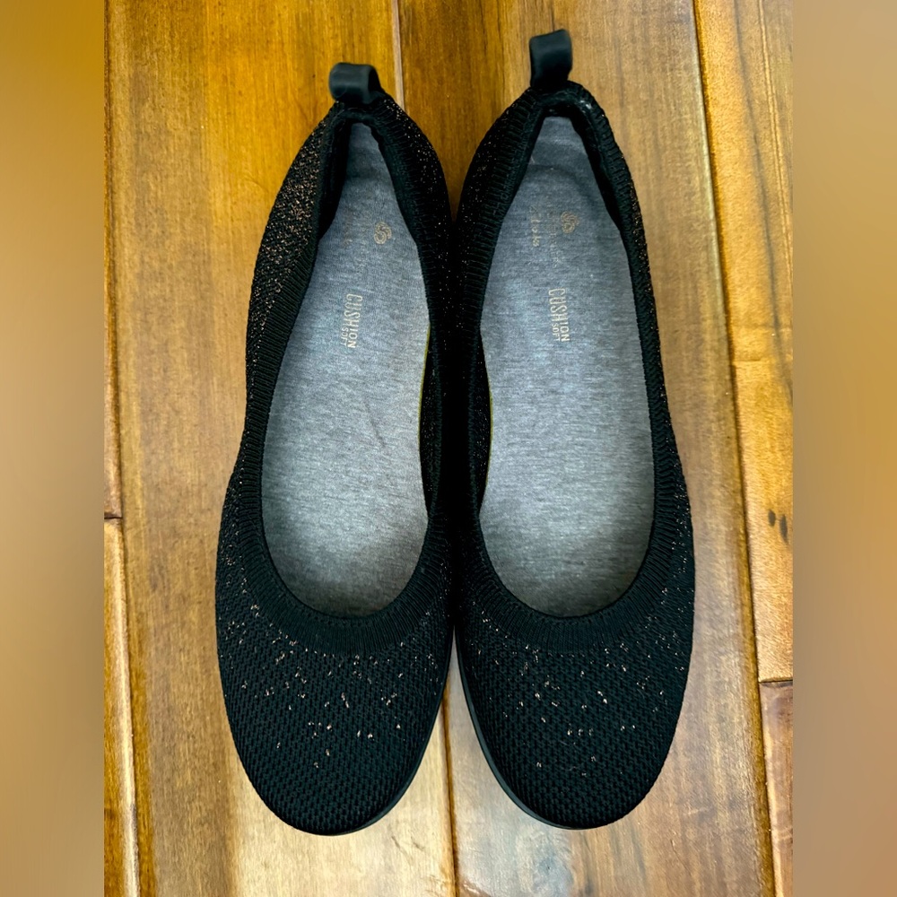 Cloudsteppers by Clarkes Women’s Shoes black slipon Ballerina flat cushion soft
